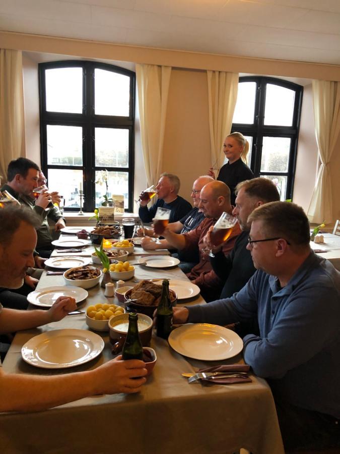 Dostrup Landevejskro & Motel Skærbæk Kültér fotó